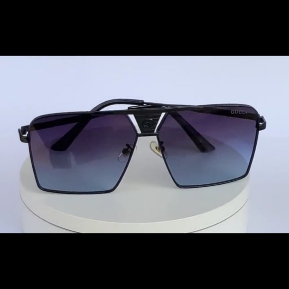 Gucci sunglasses - Picture 1 of 2